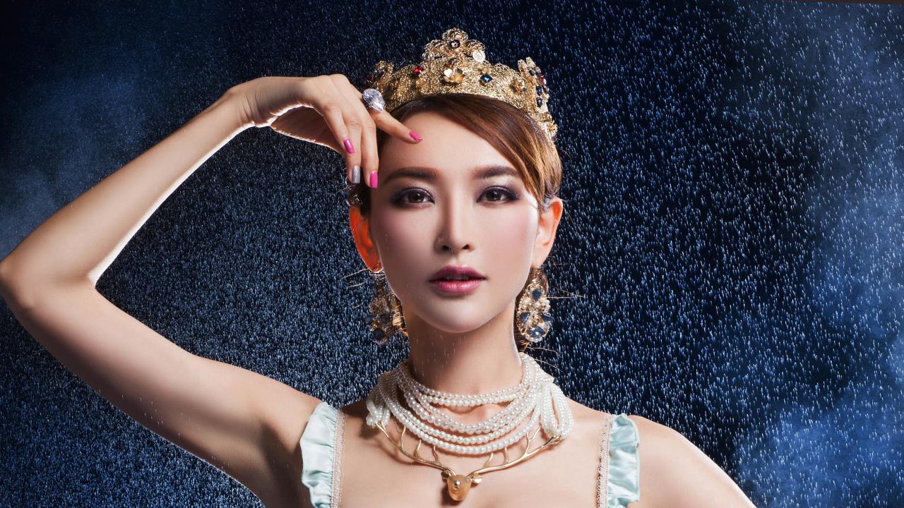 手游CF毁灭套装属性解析